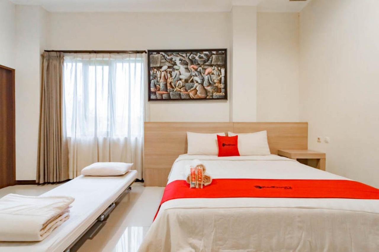 Reddoorz Near Lembang Park & Zoo 2 Hotel Buitenkant foto